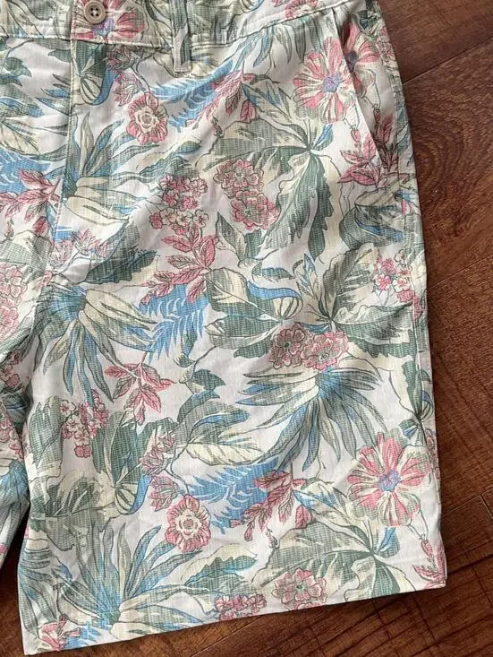 Super Nice! NWT Goodfellow & Co Hybrid Swim Shorts Size 36 Floral Print - Picture 2 of 7